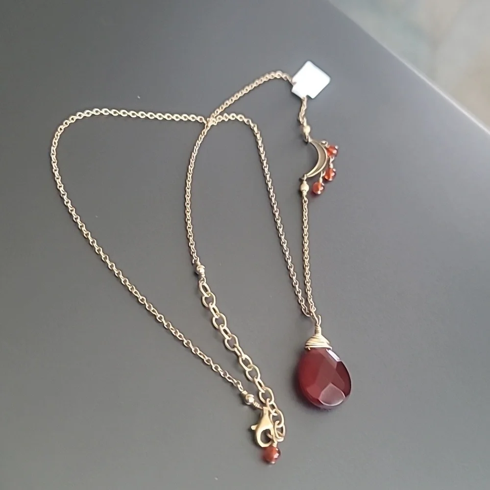 Carnelian Teardrop Pendant Necklace 14kt Gold Filled Half Moon with Dangles - Picture 3 of 8